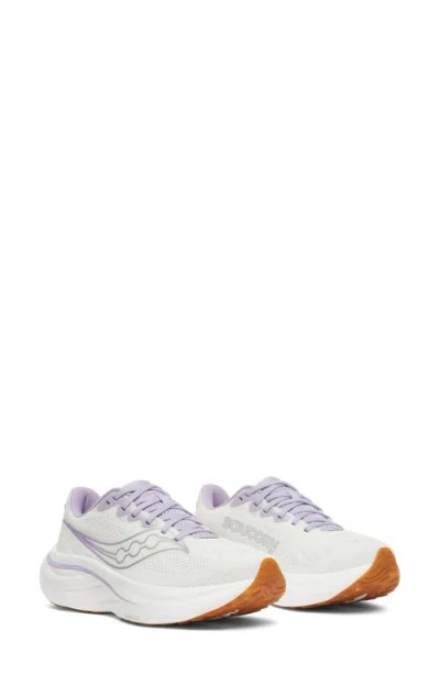 Saucony Ride 19 Running Shoe In Purple