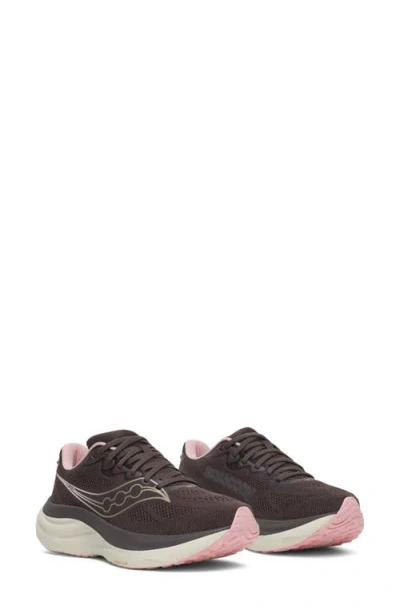 Saucony Ride 19 Running Shoe In Brown