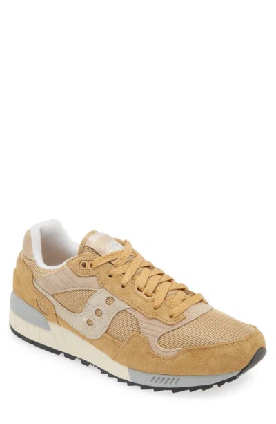 Saucony Shadow 5000 Essential Sneaker In Gold