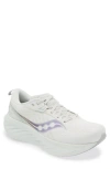 Saucony Triumph 22 Running Shoe In Foam/white