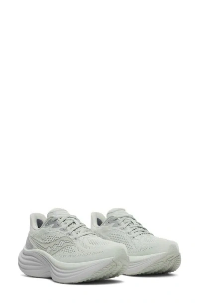 Saucony Triumph 24 Running Shoe In Cast