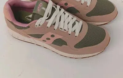 Saucony Women's Shadow 5000 Mushroom Low Top Sneakers In Tan/olive In Multi