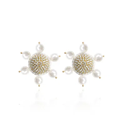 Saule Label Women's White / Gold Jolie Clip On Earrings In White Pearl