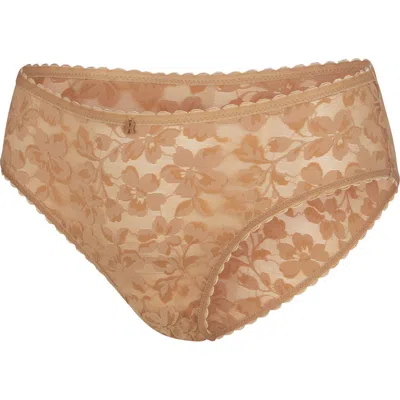 Savage X Fenty Lavish Lace Hipster Briefs In Sweet Latte Nude