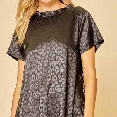 Savanna Jane Short Sleeve Satin Leopard Top In Black