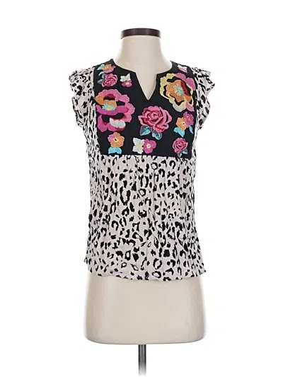 Pre-owned Savanna Jane Sleeveless Blouse In White
