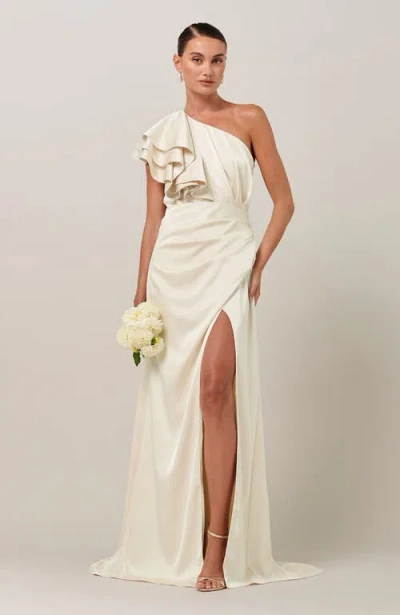 Savel Orlah Gown In White