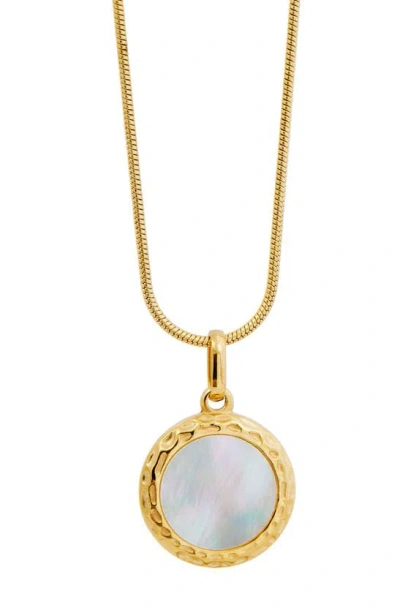 Savvy Cie Jewels Mother Of Pearl Pendant Necklace In Yellow