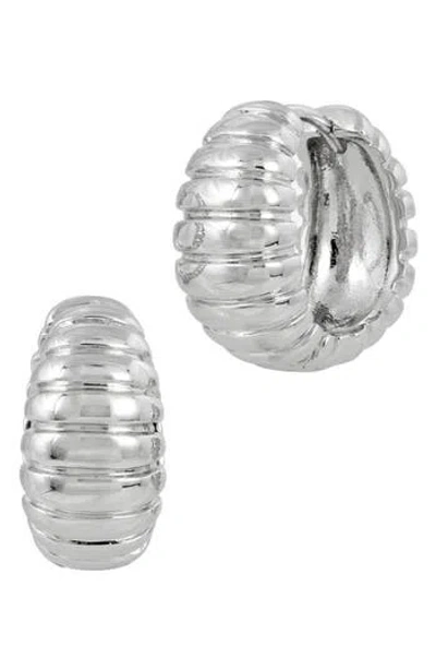 Savvy Cie Jewels Textured Snail Huggie Hoop Earrings In Metallic