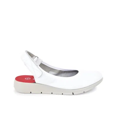 Saydo Women's Freesia Slingback Shoe In Off White