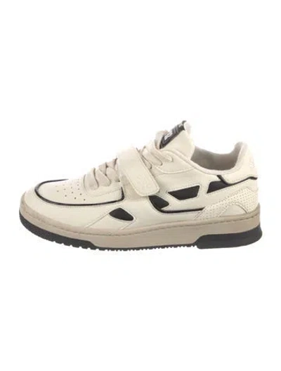 Pre-owned Saye Leather Athletic Sneakers In White