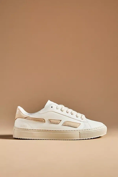 Saye M82 Sneakers In Neutral