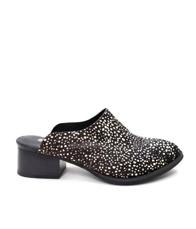 Sbicca Women's Damsel Hide Mules In Black