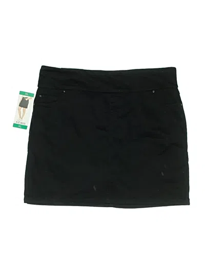 S.c. & Co. Skort In Black