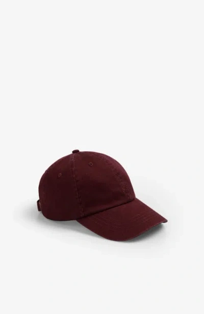 Scalpers Hood Winter Cap In Red