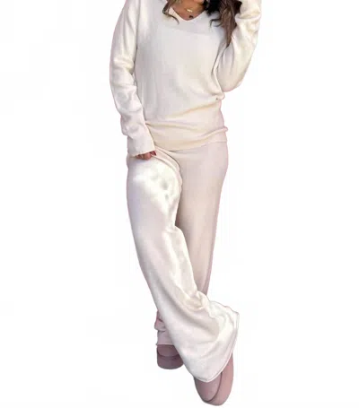 Scandal Italy Delphine Knit Pants In Ivory In White