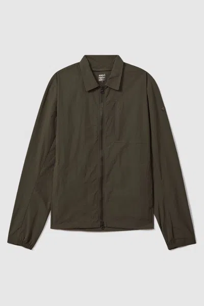 Scandinavian Edition Lightweight Jacket In Dark Olive