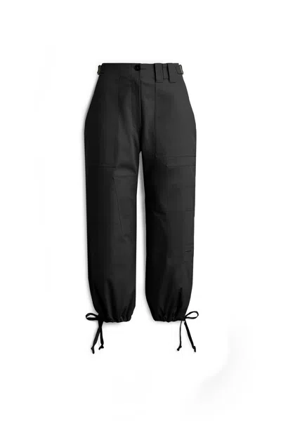 Scanlan Theodore Cotton Sateen Cropped Cargo In Black