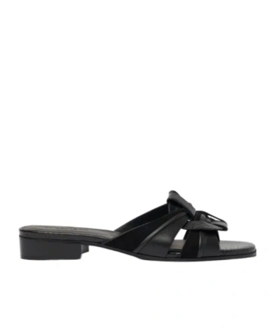 Scarosso Anna Sandals In Black