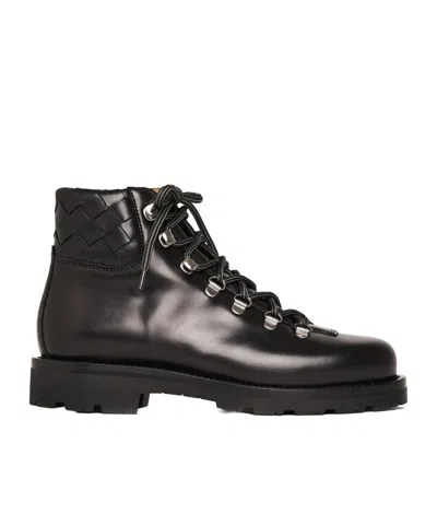 SCAROSSO SCAROSSO CATHERINE ROUND-TOE LACE-UP BOOTS