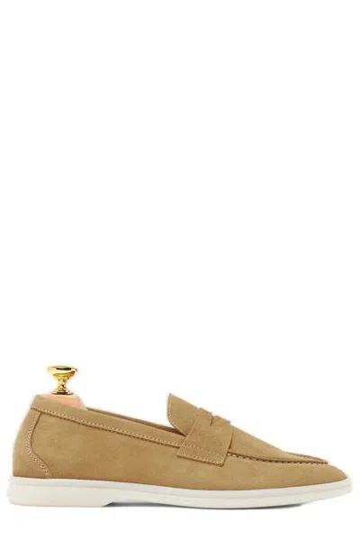 Scarosso Luciana Almond Toe Loafers In Beige - Suede