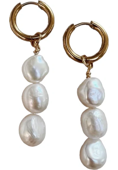 Sccollection 3 Drop Pearl Earrings In Gold