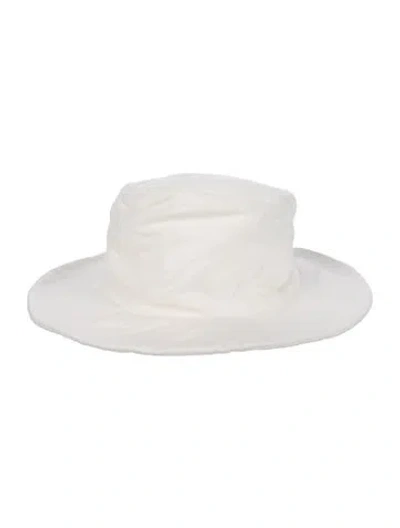 Pre-owned Scha Bucket Hat In White