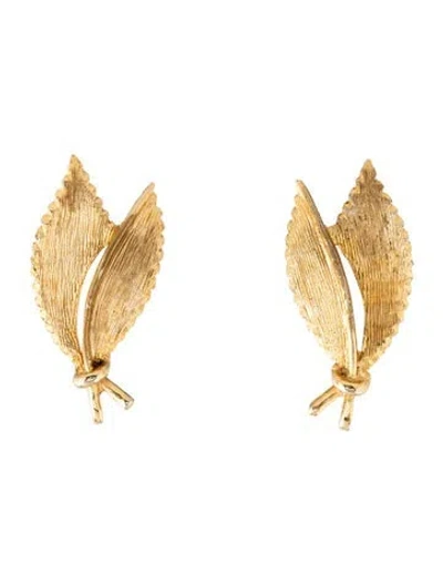 Pre-owned Schiaparelli Vintage Clip-on Earrings In Multicolor