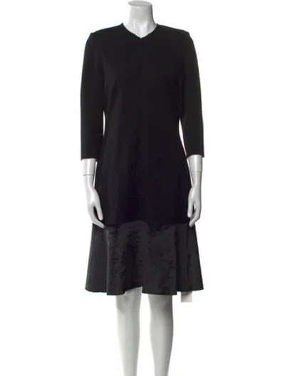 Pre-owned Schumacher Crew Neck Knee-length Dress In Black