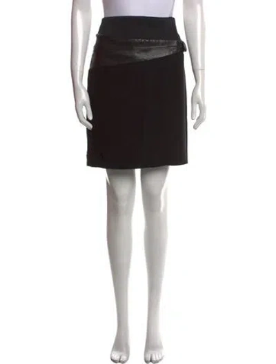 Pre-owned Schumacher Lamb Leather Knee-length Skirt In Black