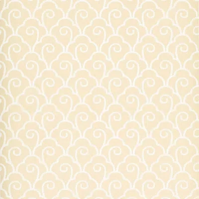 Schumacher Scallop Filigree Sisal Wallpaper In Cream