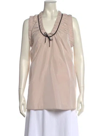 Pre-owned Schumacher V-neck Sleeveless Top In Neutral