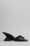 SCHUTZ SCHUTZ ABBIE SCULPT SLIPPER-MULE