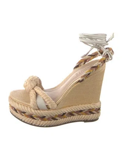 Pre-owned Schutz Canvas Pumps In Neutral