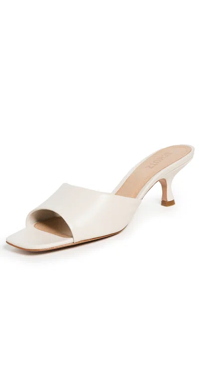 Schutz Women's Dethalia 65mm Leather Kitten-heel Sandals In Pearl