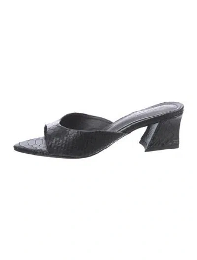 Pre-owned Schutz Leather Animal Print Slides In Black