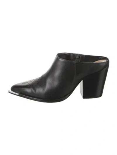 Pre-owned Schutz Leather In Black