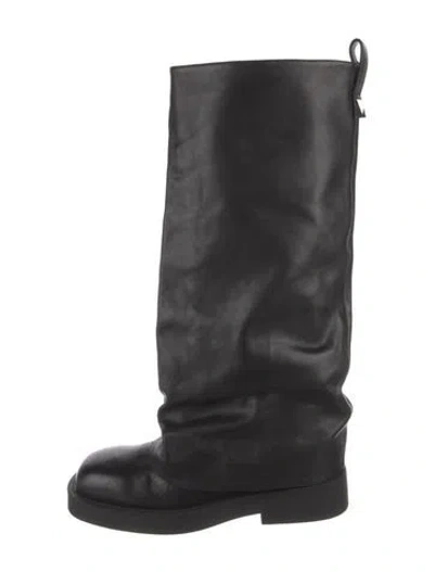 Pre-owned Schutz Leather Boots In Black