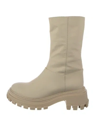 Pre-owned Schutz Leather Boots In Neutral