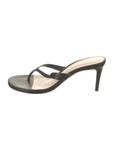 Pre-owned Schutz Leather Flip Flops In White