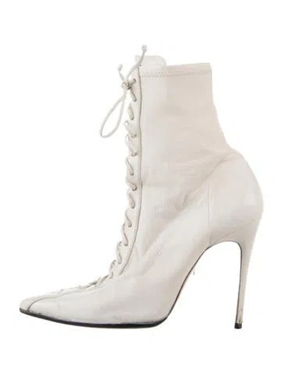 Pre-owned Schutz Leather Lace-up Boots In White