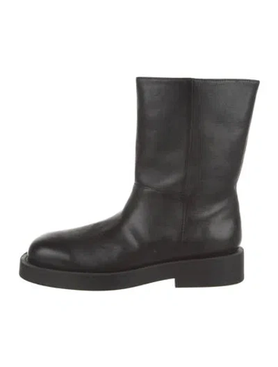 Pre-owned Schutz Leather Moto Boots In Black