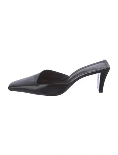Pre-owned Schutz Leather Mules In Black