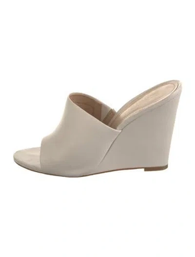 Pre-owned Schutz Leather Mules In Neutral