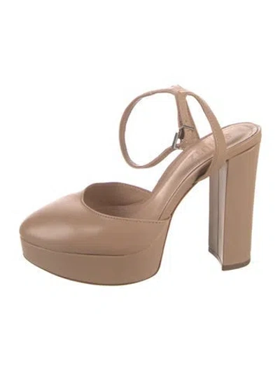 Pre-owned Schutz Leather Pumps In Neutrals