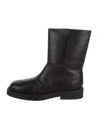 Pre-owned Schutz Leather Rain Boots In Black