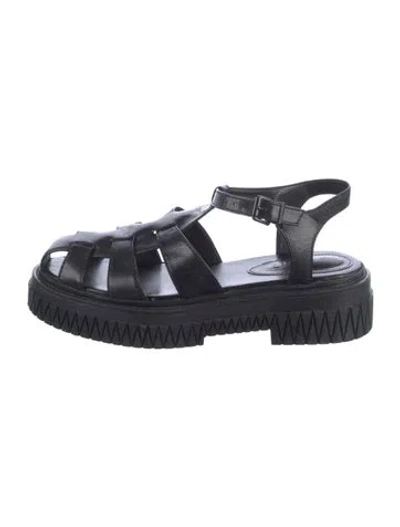Pre-owned Schutz Leather Sandals In Black