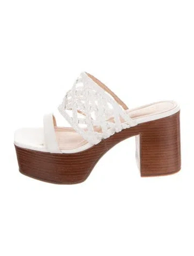 Pre-owned Schutz Leather Sandals In White