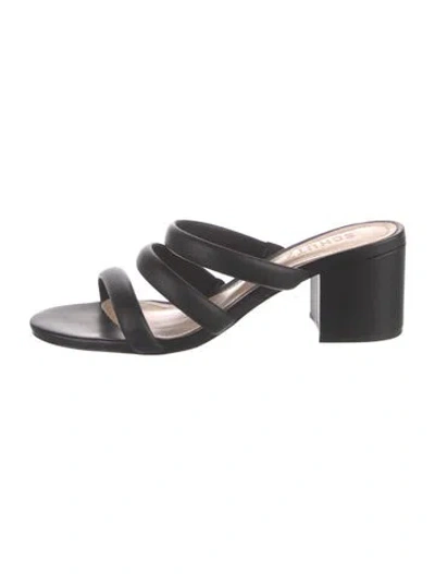 Pre-owned Schutz Leather Slides In Black