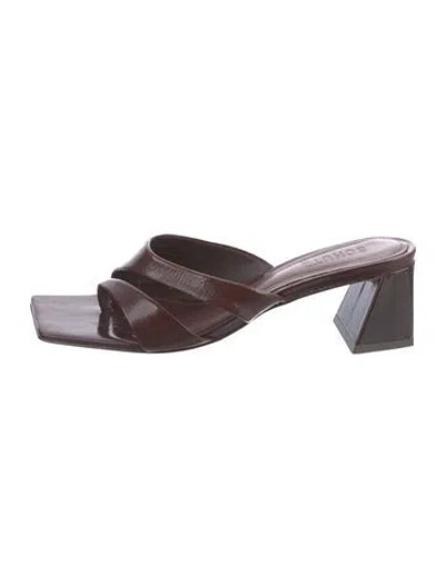 Pre-owned Schutz Leather Slides In Brown